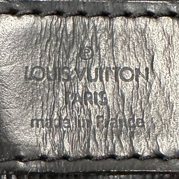 Authentic Louis Vuittton Epi Backpack - Picture 13 of 14